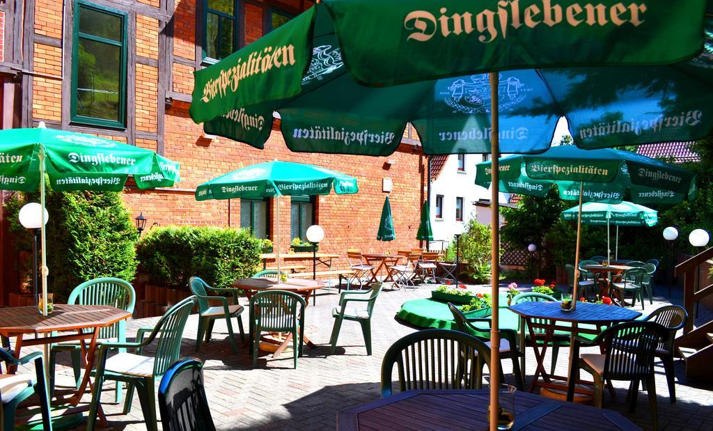 Hotel Zum Goldenen Hirsch Sankt Kilian Экстерьер фото